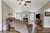 16062 Farm Road 1115 - Photo 4