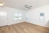 832 Dockery Lane - Photo 3