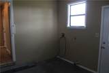 Photo 33