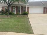 746 Embassy Parkway - Photo 21