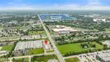 2200 J Street - Photo 2