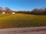 929 Tuttle Road - Photo 3