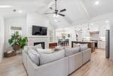 2000 Myrrh Place - Photo 4