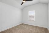 1000 Autumn Royal Avenue - Photo 28