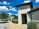 905 Village Loop - Photo 2