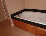 913 Oakwood Lane - Photo 10
