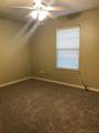 913 Oakwood Lane - Photo 11