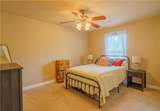 916 Dixson Street - Photo 13