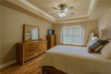 916 Dixson Street - Photo 8