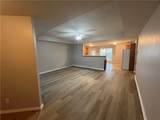 211 Ravenwood Boulevard - Photo 3