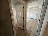 211 Ravenwood Boulevard - Photo 8