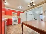 171 Madison 2415 - Photo 17