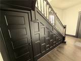401 Twin Springs - Photo 2