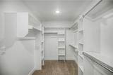 1000 Autumn Royal Avenue - Photo 21