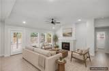 1000 Autumn Royal Avenue - Photo 8
