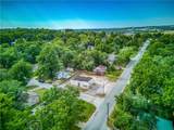 902 Maple Street - Photo 16