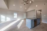 800 Valley Oaks Lane - Photo 16