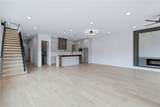 926 G Street - Photo 9