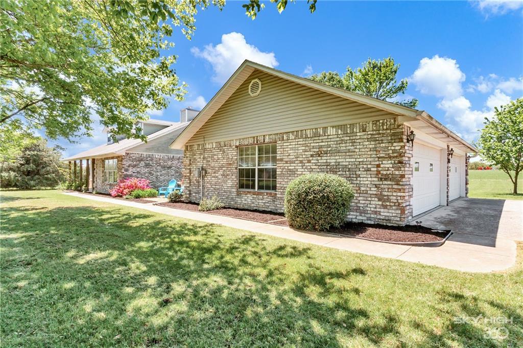 459 Baker Ave - Photo 1
