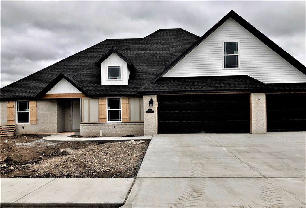 2205 N Carl St - Photo 1