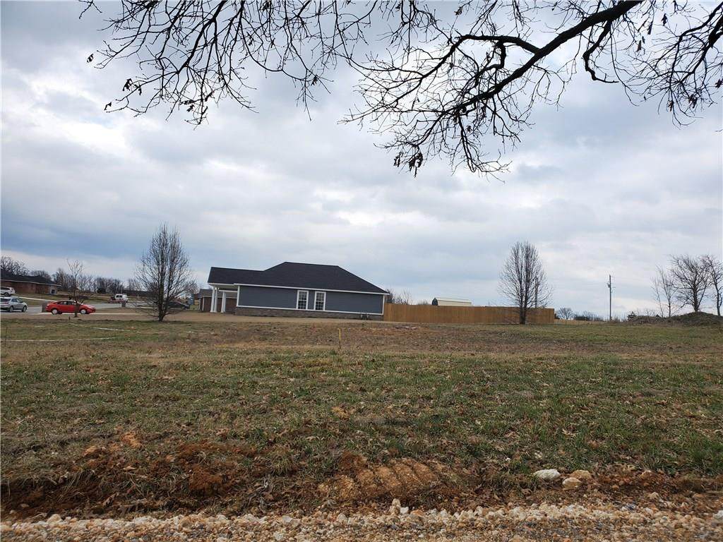 21049 Richard Ct - Photo 1