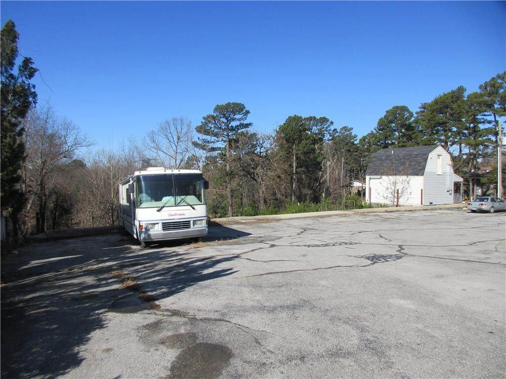 2027 Van Buren - Photo 1