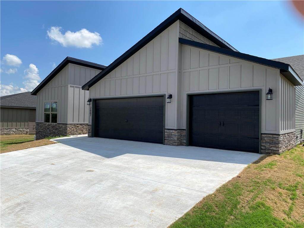 2667 Justin Drive - Photo 1