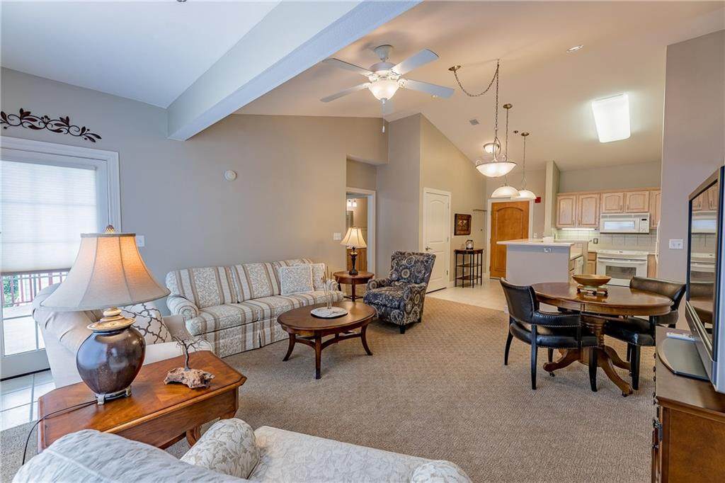 1 Highlands Crossing Drive - Photo 1