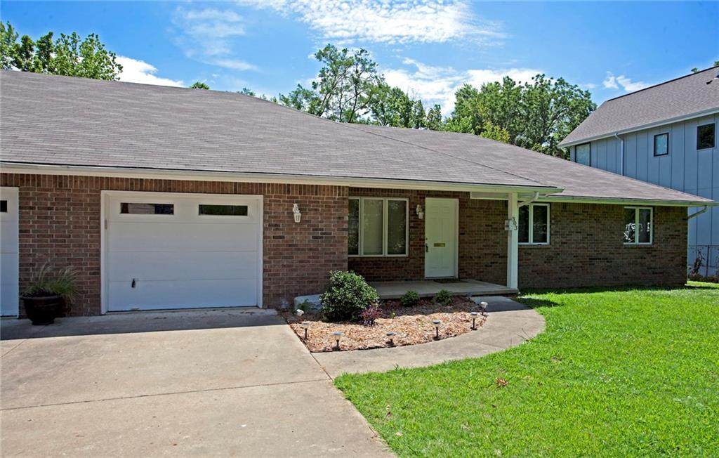 303 C Street - Photo 1