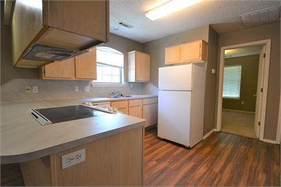 1621 Leverett Avenue - Photo 1