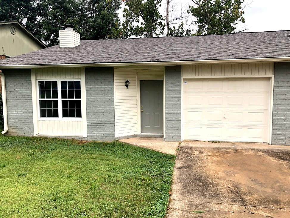 2423 Magnolia Street - Photo 1