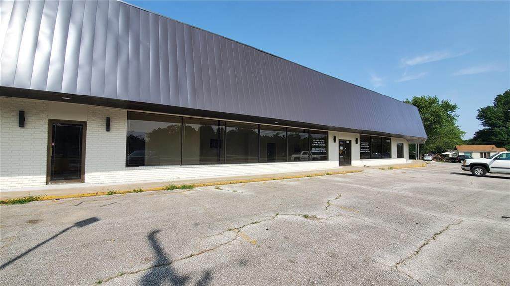1000 Holcomb Street - Photo 1