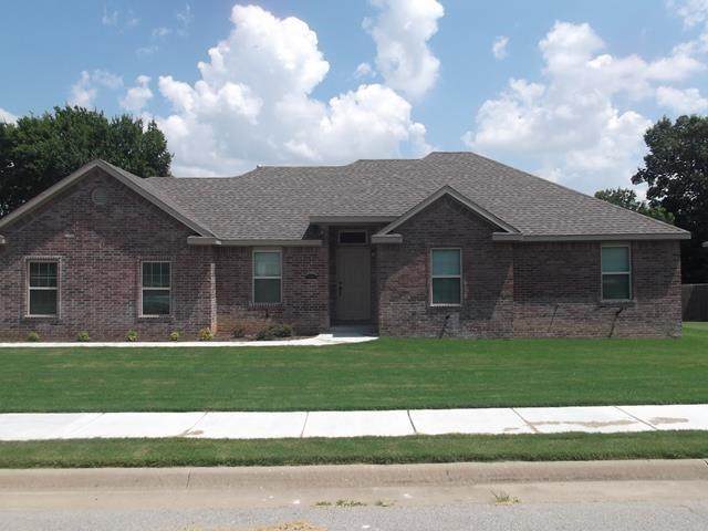 722 Woodland Street - Photo 1