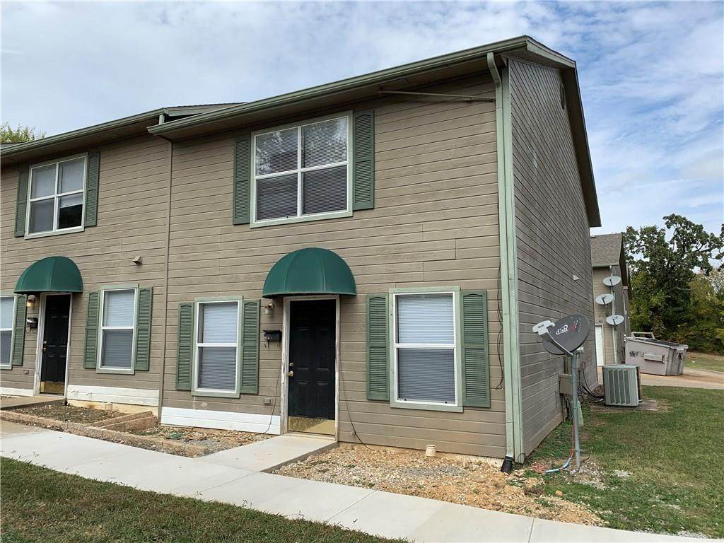 950 Eagle Street - Photo 1