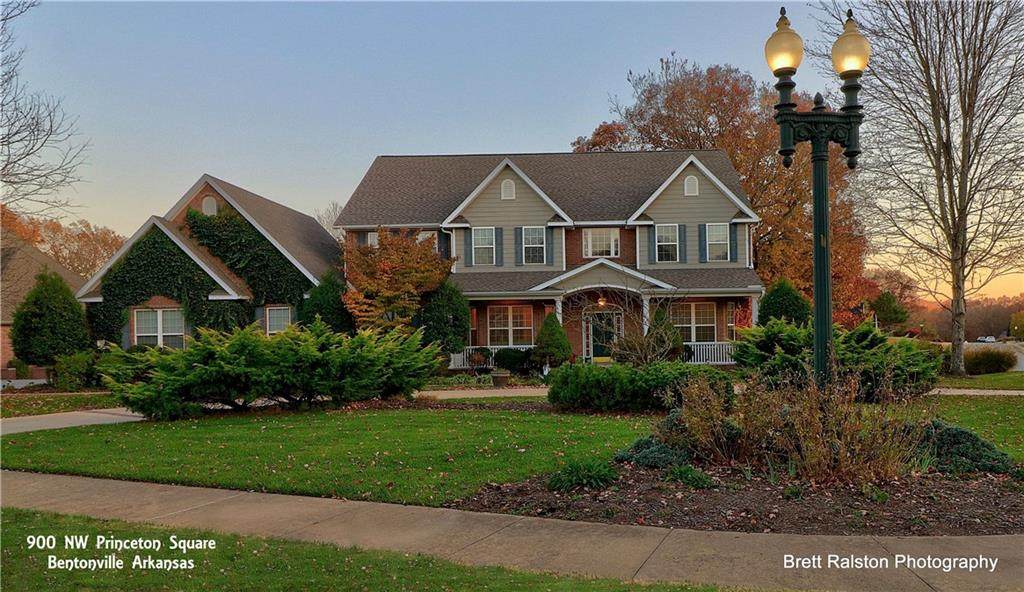900 Princeton Square - Photo 1