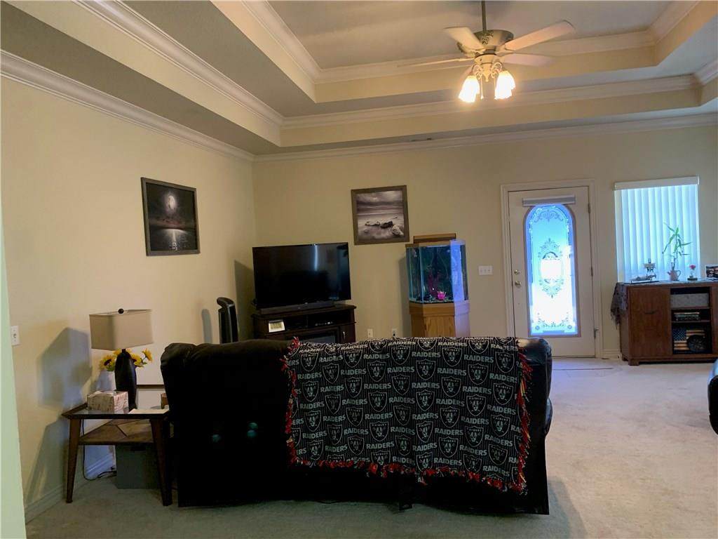 746 Larkspur Lane - Photo 1