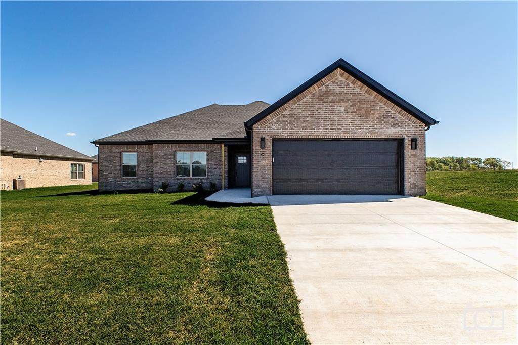 1036 Tracey Lane - Photo 1