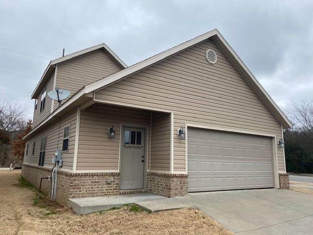 3115 Old Farmington Road - Photo 1