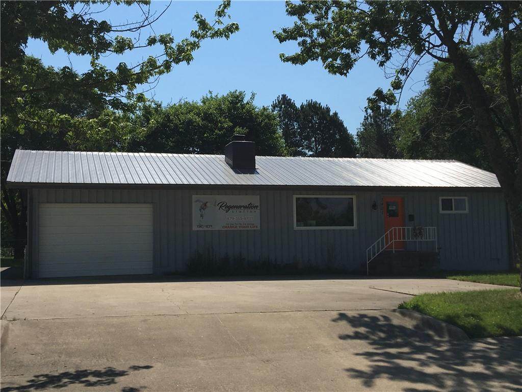3401 40th Street - Photo 1