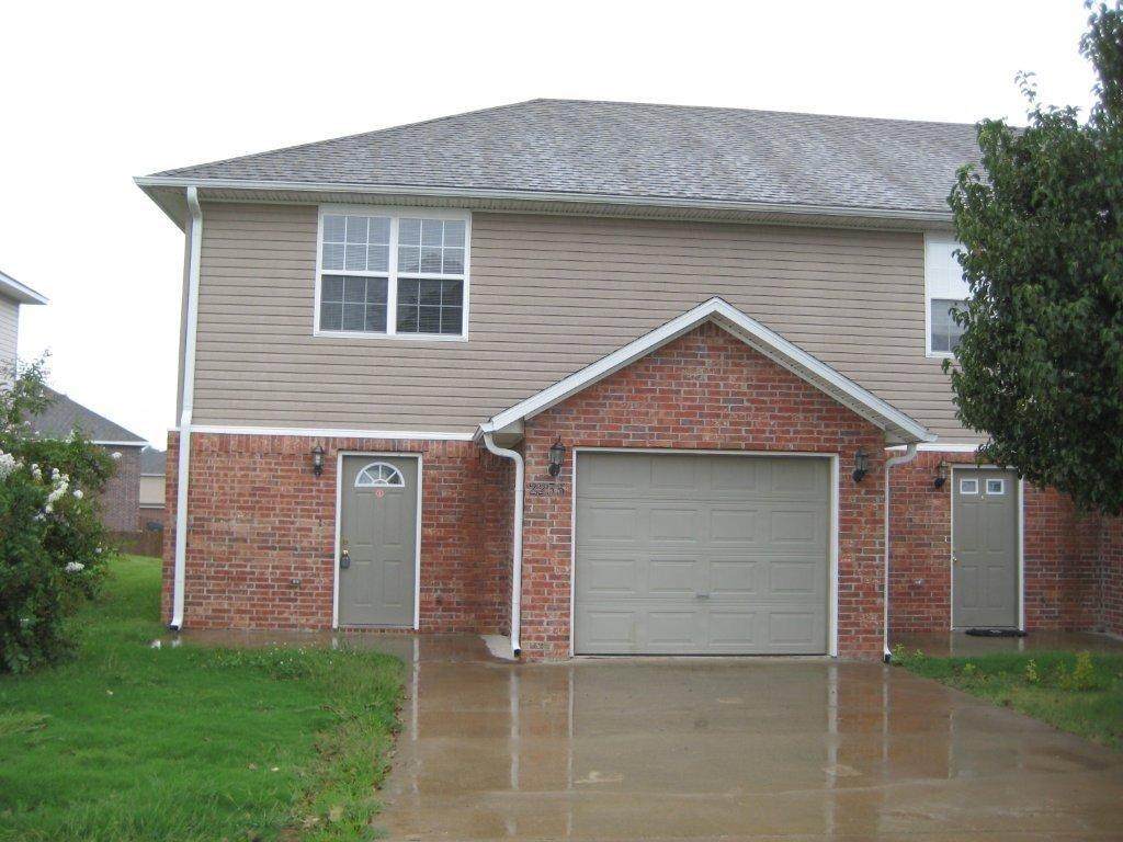 2235 Deane Street - Photo 1
