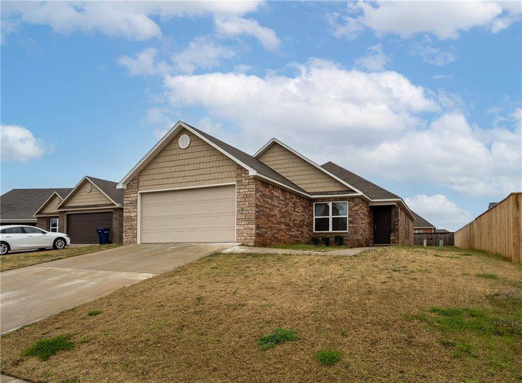 2242 Champions Court - Photo 1