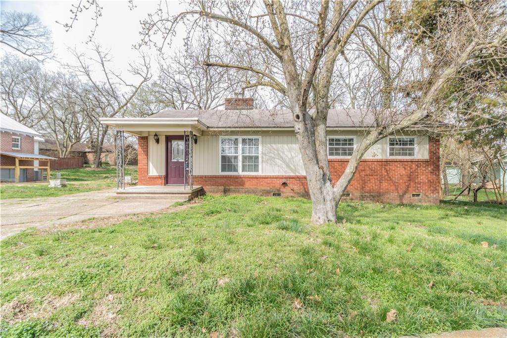 614 Wright Street - Photo 1