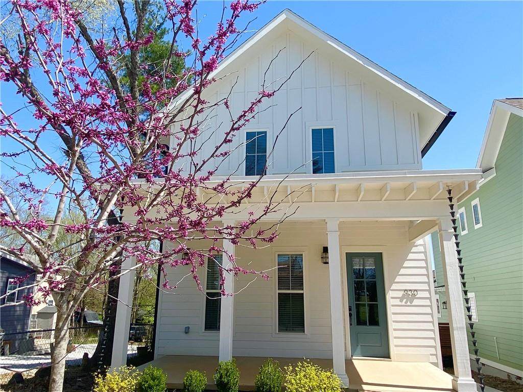 930 College Avenue - Photo 1