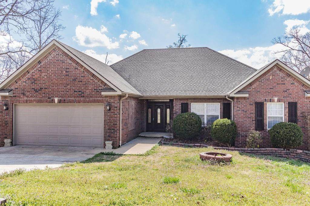 9 Lamport Circle - Photo 1