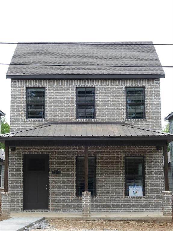 1348 College Avenue - Photo 1