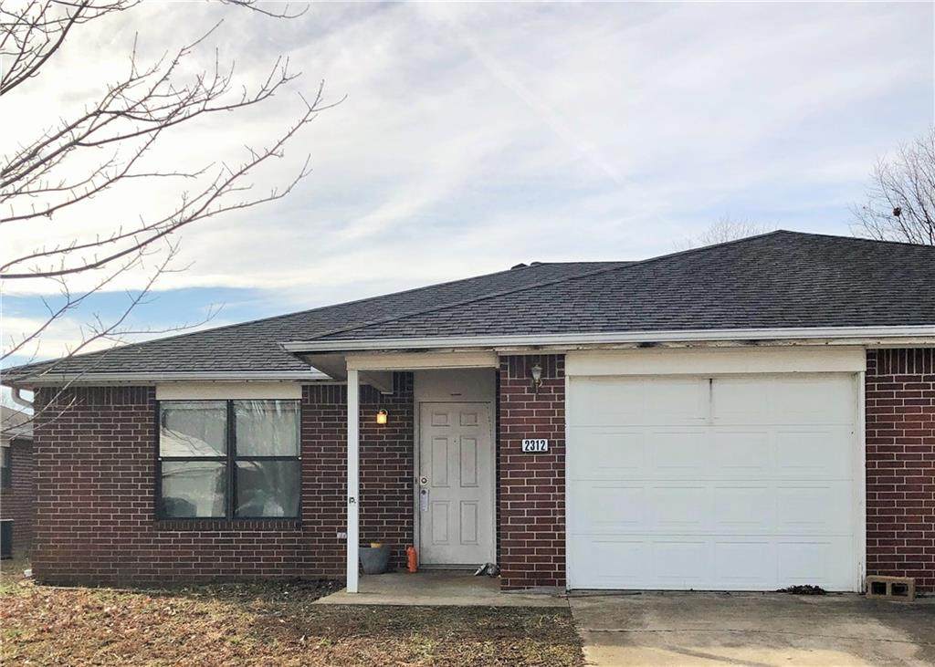 2312 Roselawn Street - Photo 1