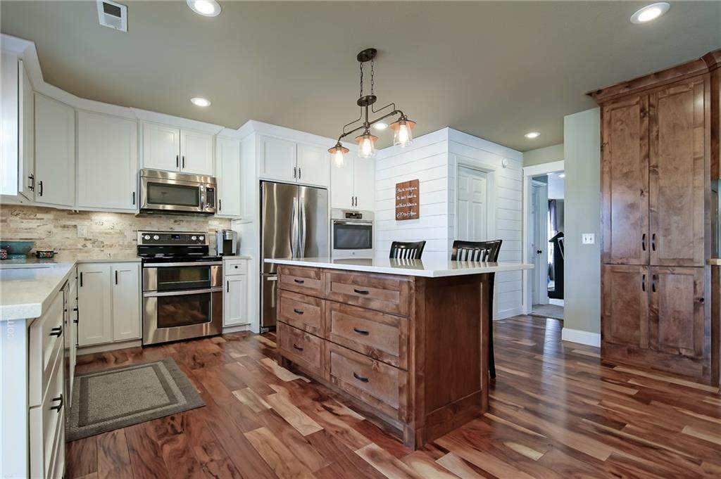 4653 Rainbow Farm Road - Photo 1