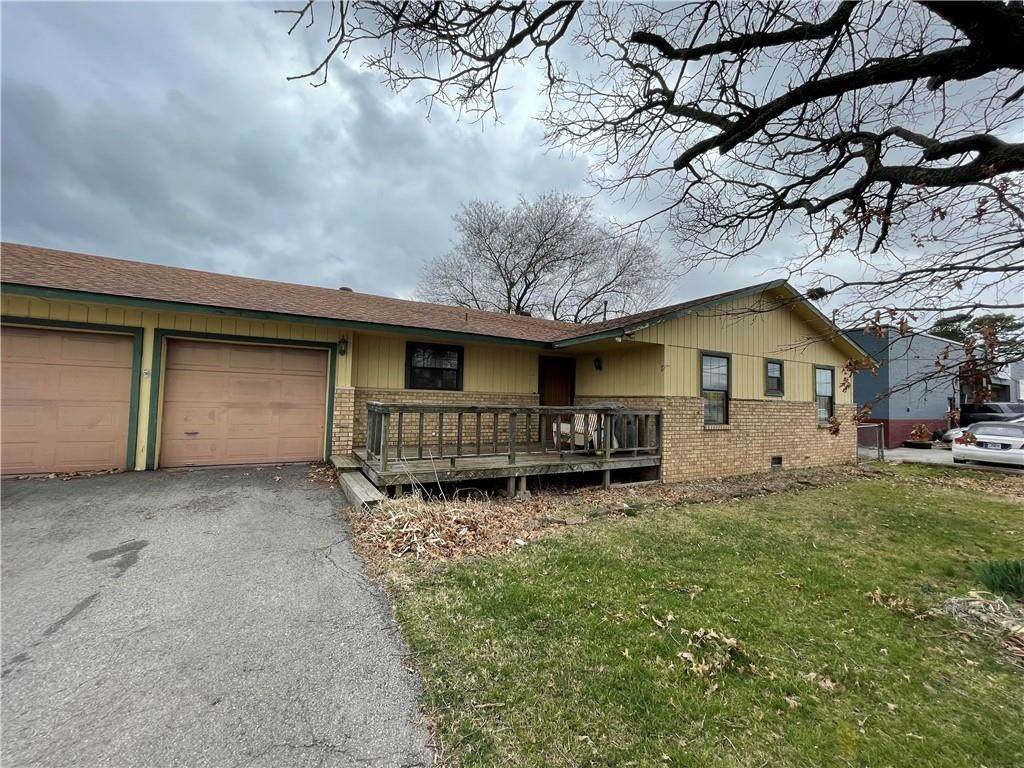 2007 Huntsville Avenue - Photo 1
