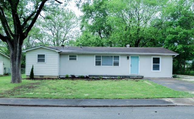 945 Elmhurst Avenue - Photo 1