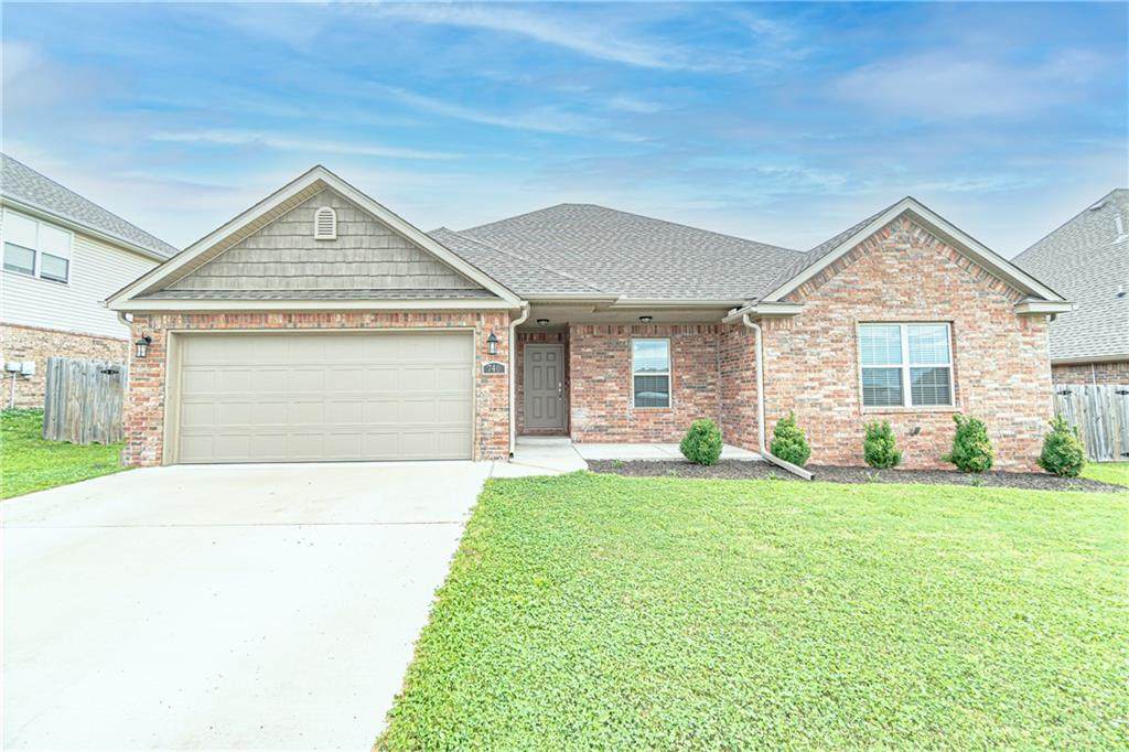 740 Saddlehorn Drive - Photo 1